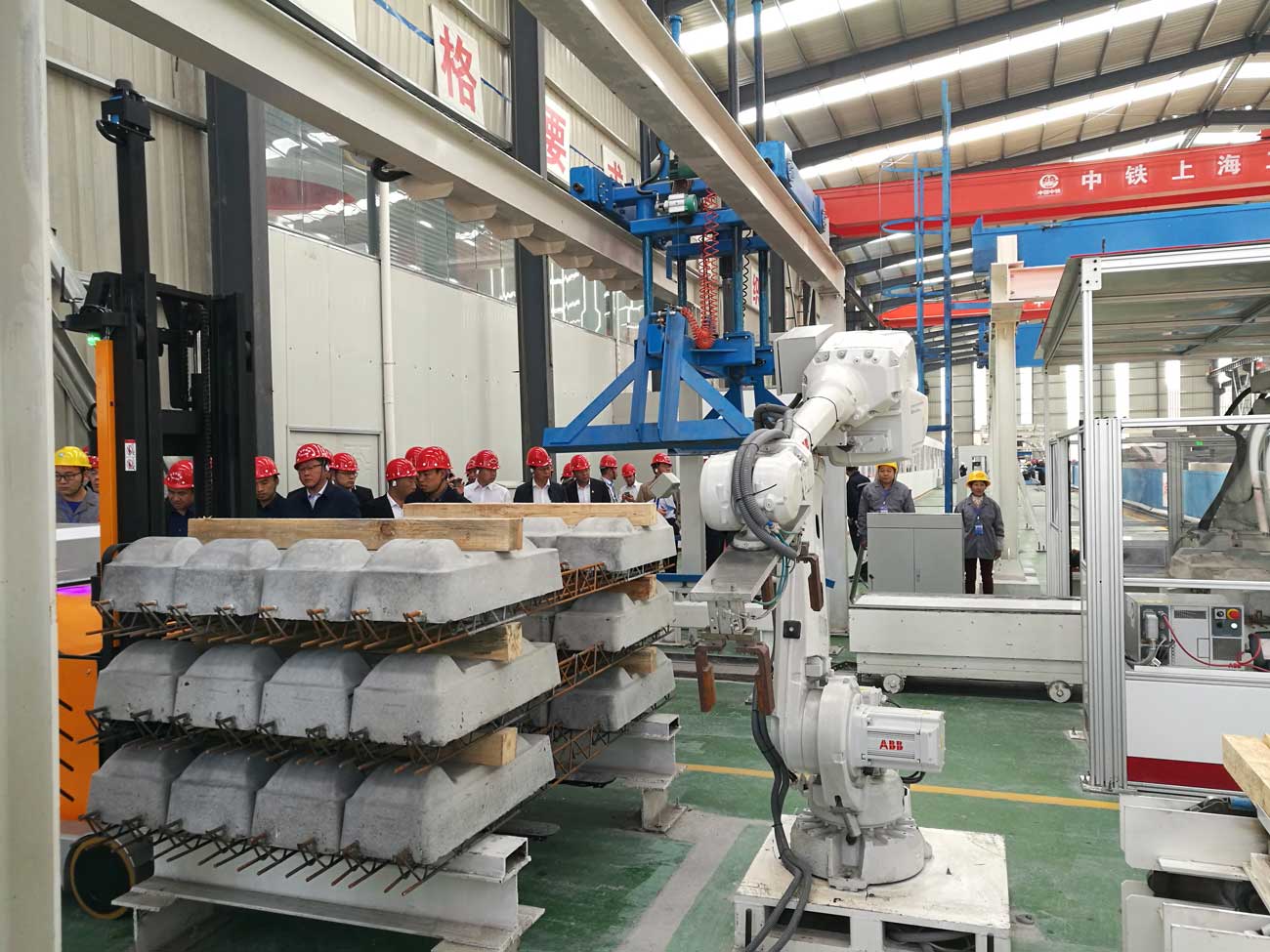 智能化双块式轨枕生产线助力张吉怀铁路建设